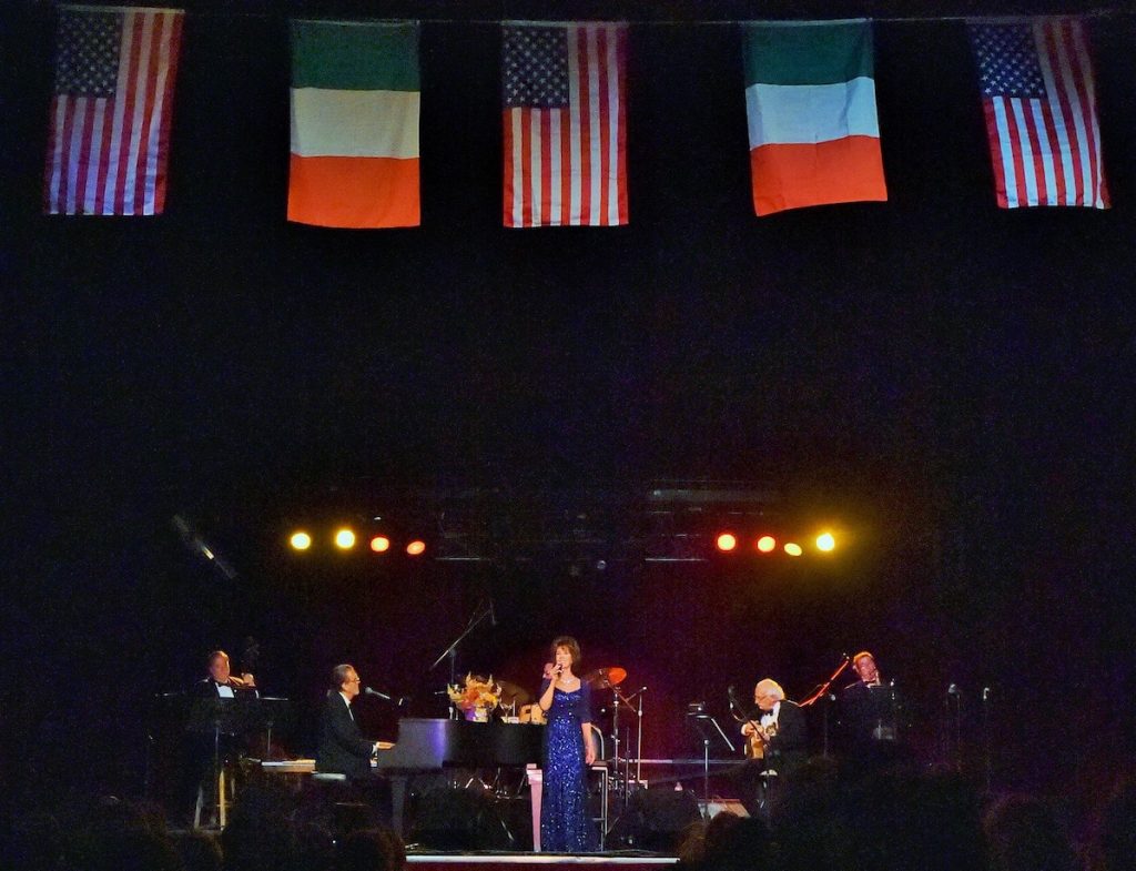 Deana Martin